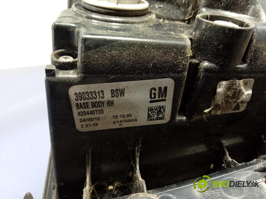 Opel Zafira 2016 světlo Zad: Práva: Mimo: 39033313