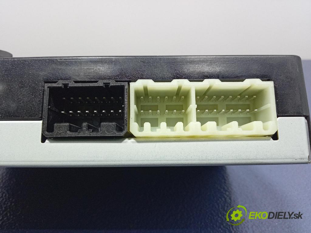 Opel Zafira 2016 řídící jednotka 39017359