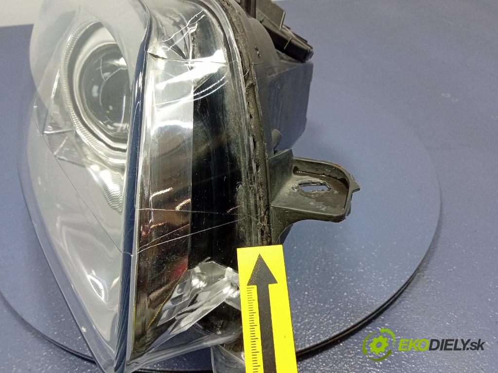 Opel Insignia 2011 světlo v pravo: 1ZT0096302