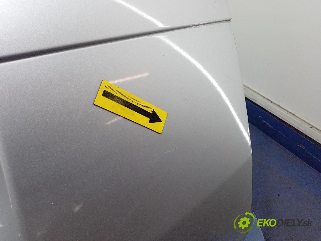 Vw Passat 2004 zadní dveře kufra: kufr