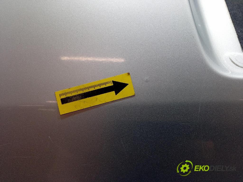 Vw Passat 2004 zadní dveře kufra: kufr