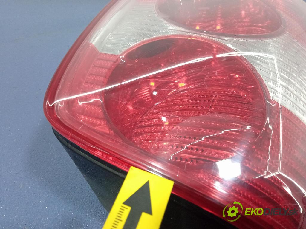 Vw Passat 2004 světlo Zad: levá Mimo: 441-19611L