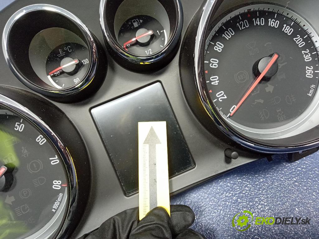 Opel Zafira 2016 Přístrojová deska 13460584
