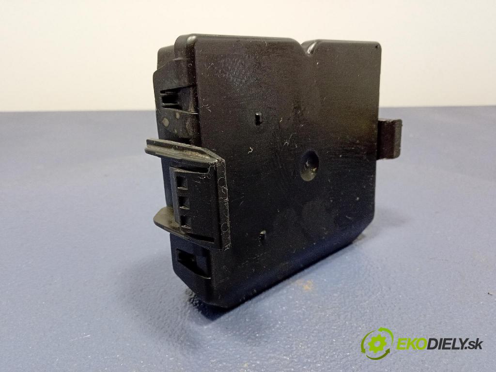 Opel Insignia 2011 řídící jednotka 20980449