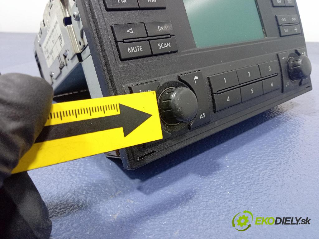 Vw Passat 2004 Radio I Navigace: 1J0035191C