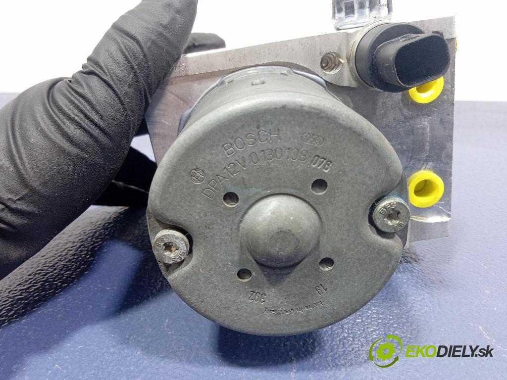 Vw Passat 2004 čerpadlo ABS x 4B0614517G