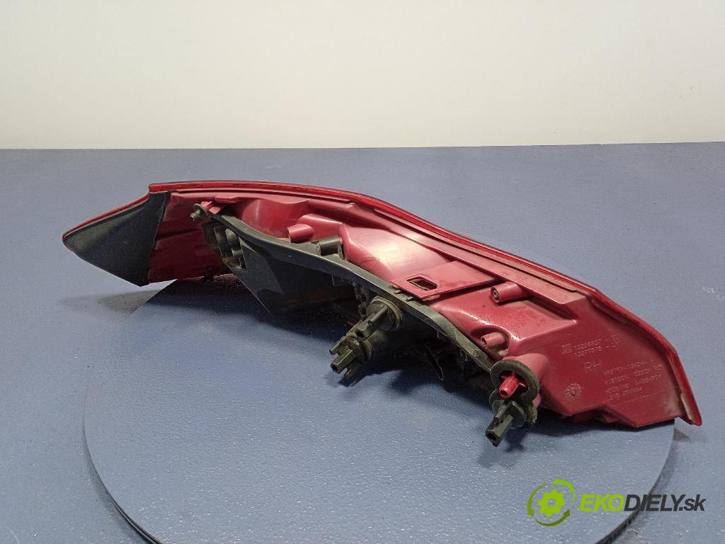 Opel Insignia 2011 světlo Zad: Práva: Mimo: 13226857