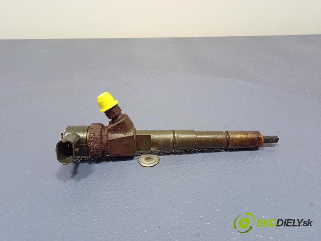 Opel Insignia 2011 vstřikovač 0445110327