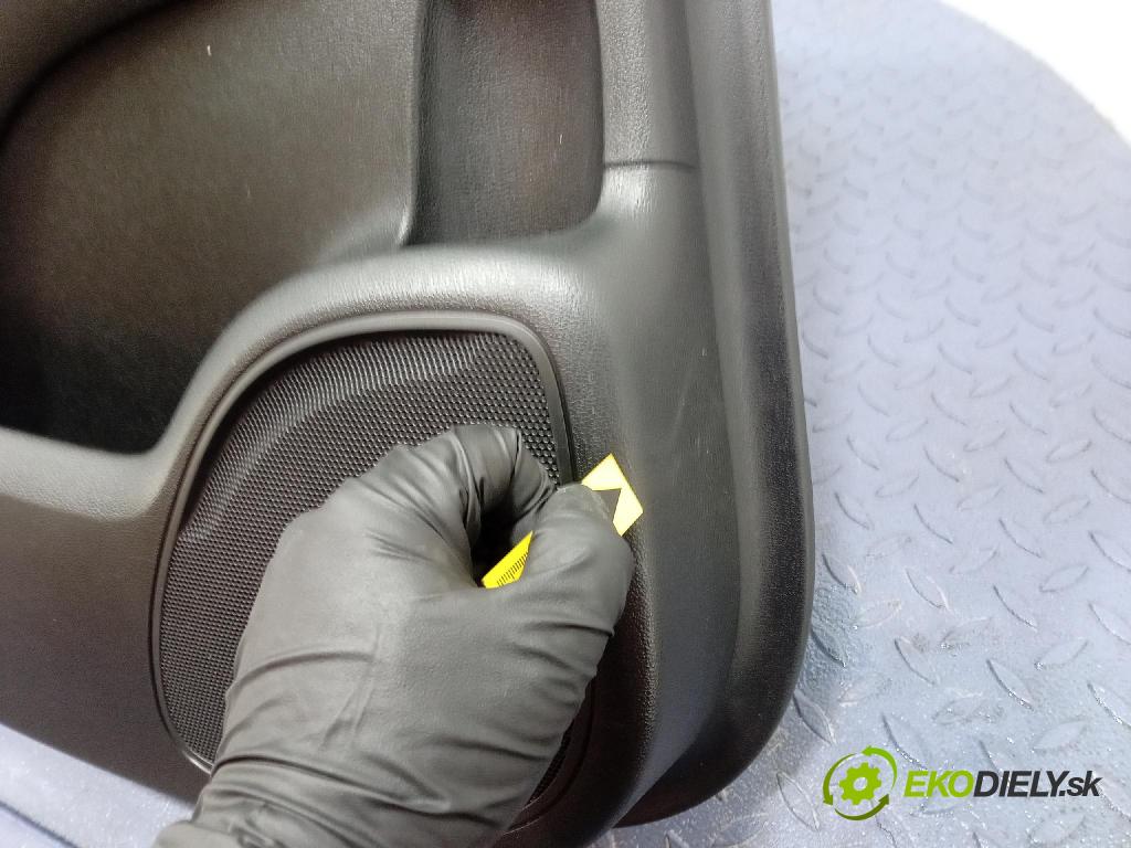 Opel Zafira 2016 Tapacír: dveře Zad: levá
