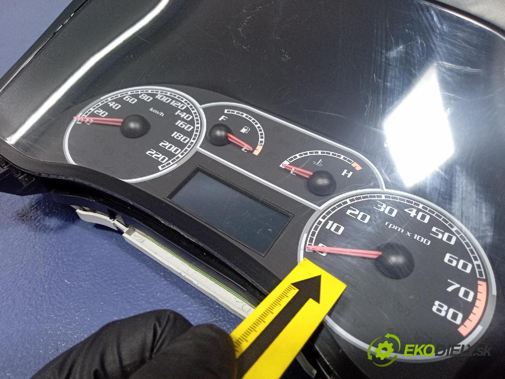 Fiat Albea 2006 Přístrojová deska 51737369