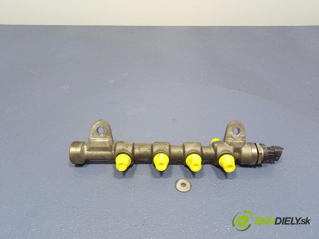 Opel Insignia 2011 lišta Zásobování 55576177