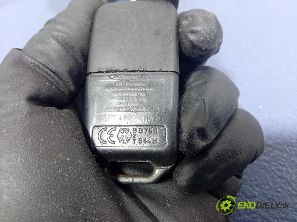 Mercedes Vito 1998 Spínač zapalování.