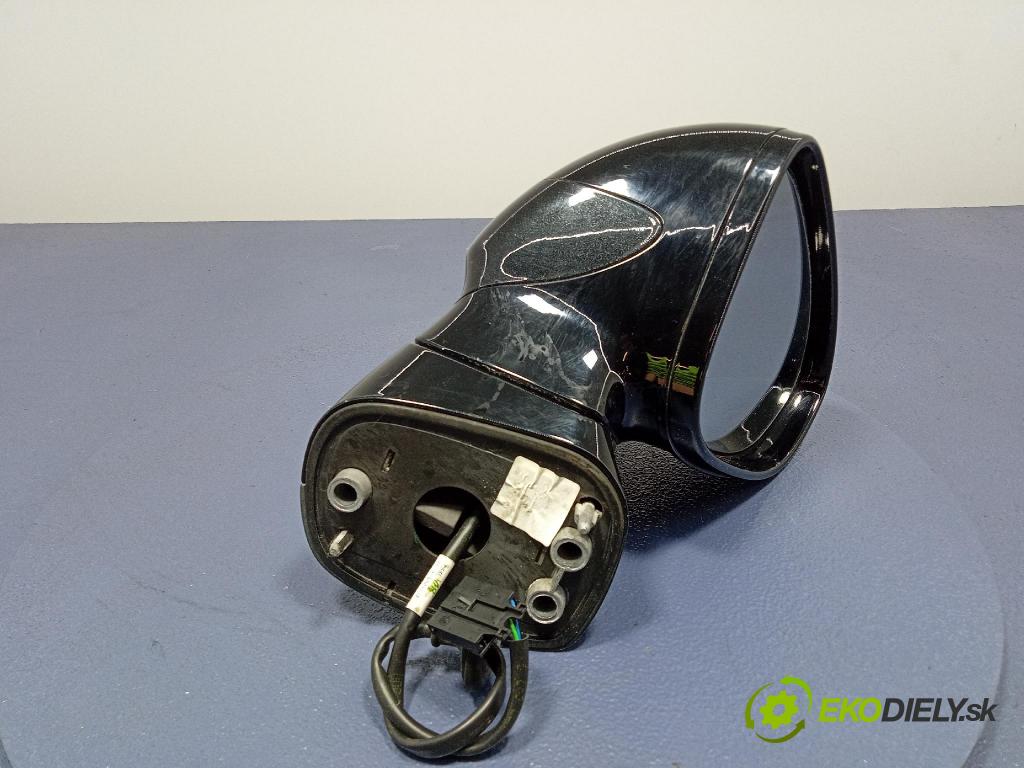 Opel Zafira 2016 zpětné zrcátko prave