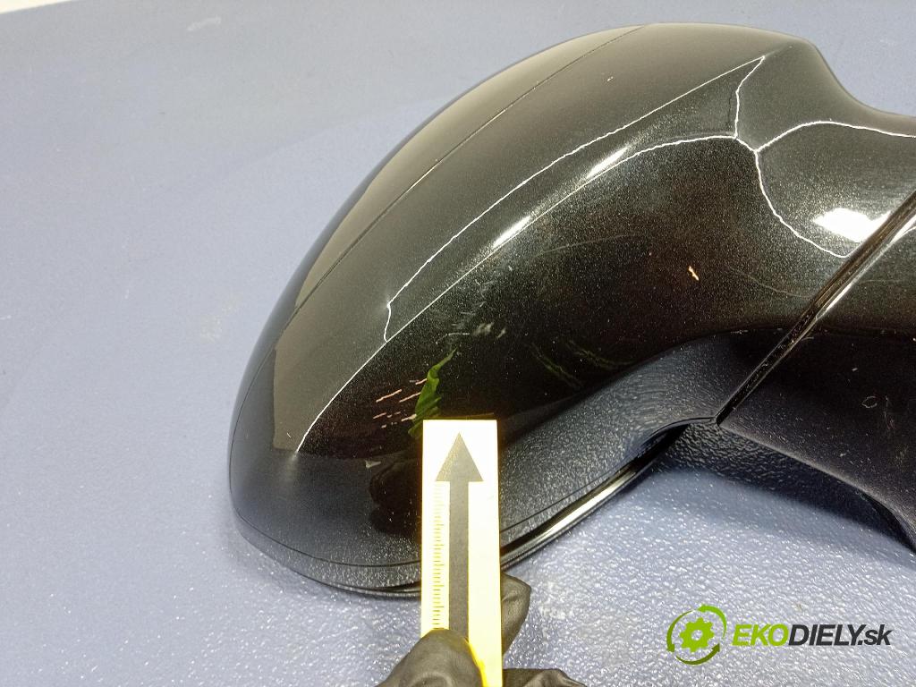 Opel Zafira 2016 zpětné zrcátko prave