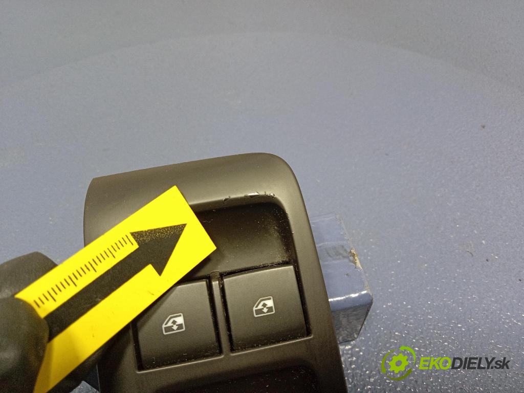 Opel Zafira 2016 Přepínač Sklenka: 13305011