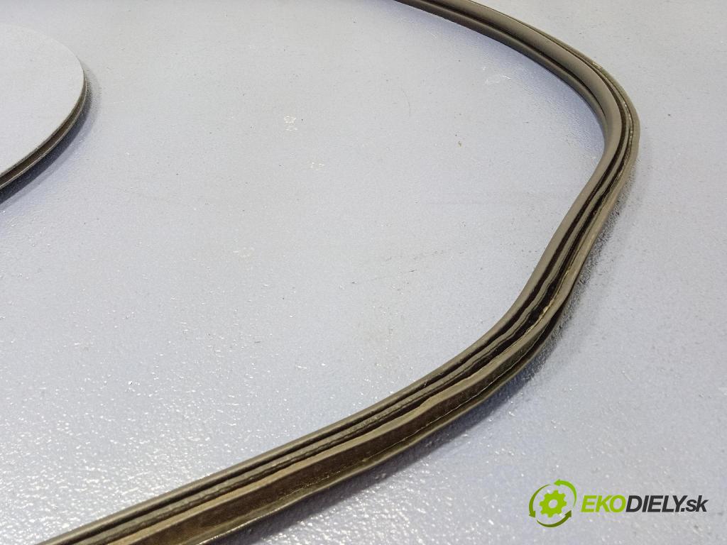 Opel Zafira 2016 Těsnění: Kryty kufr 13390484