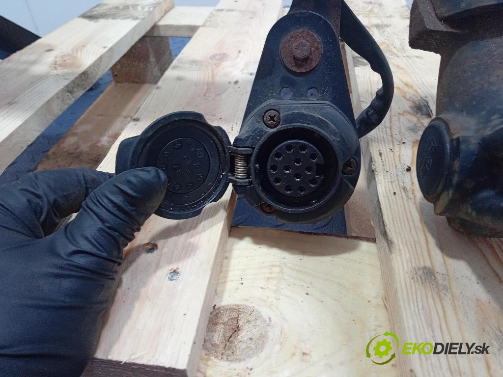 Opel Zafira 2016 oko Do Přívěsy 314354