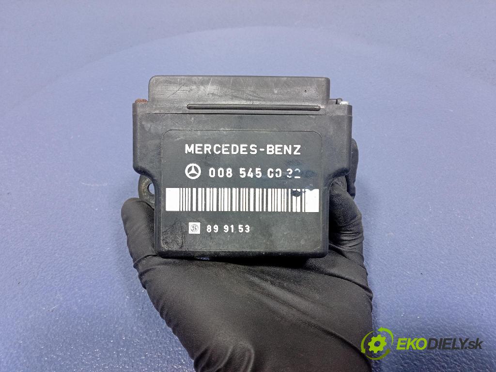 Mercedes Vito 1998 relé Svíčky: 0085450032