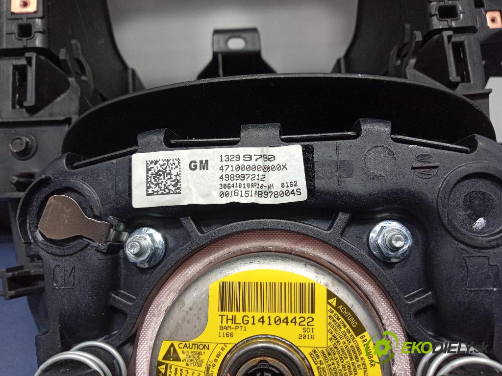 Opel Zafira 2016 kokpit,přistrojova deska A3470