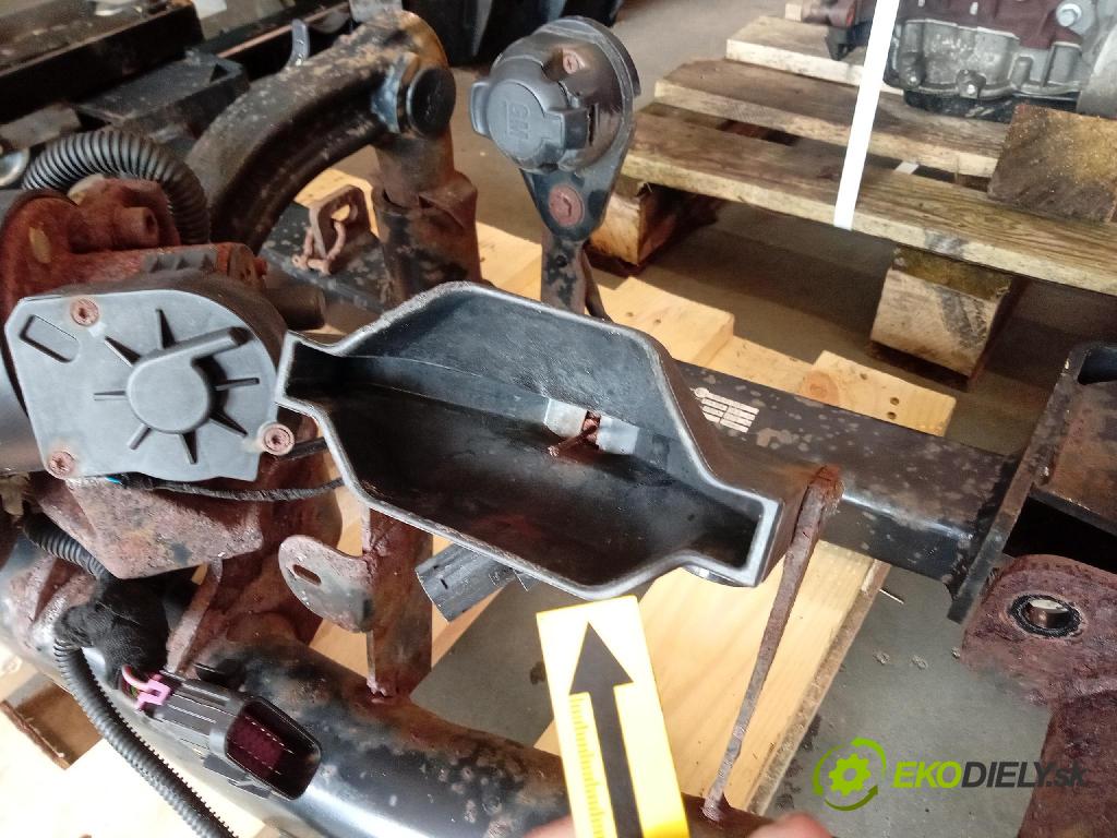 Opel Insignia 2011 oko Do Přívěsy 13235172