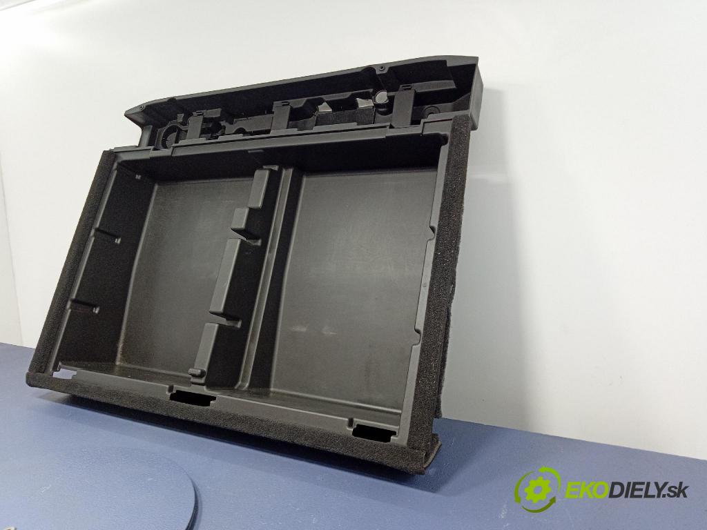 Opel Zafira 2016 Tapacír: kufr 20889900