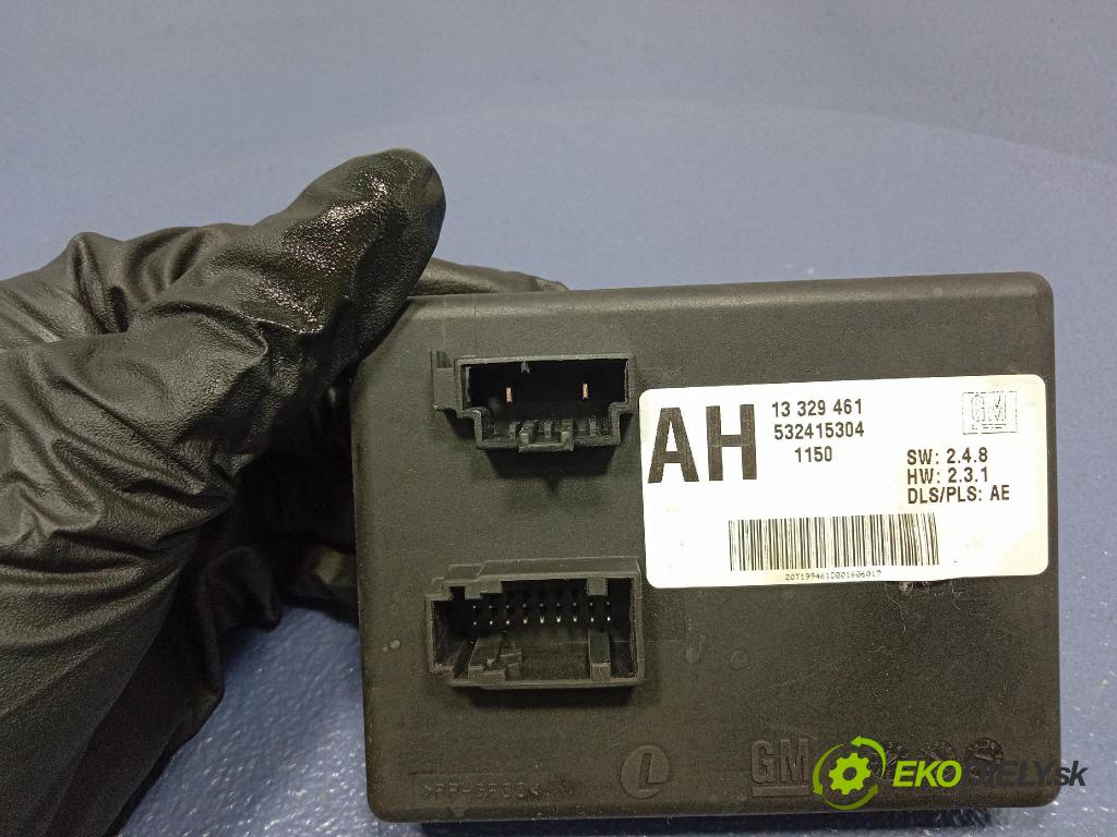 Opel Insignia 2011 řídící jednotka 13329461
