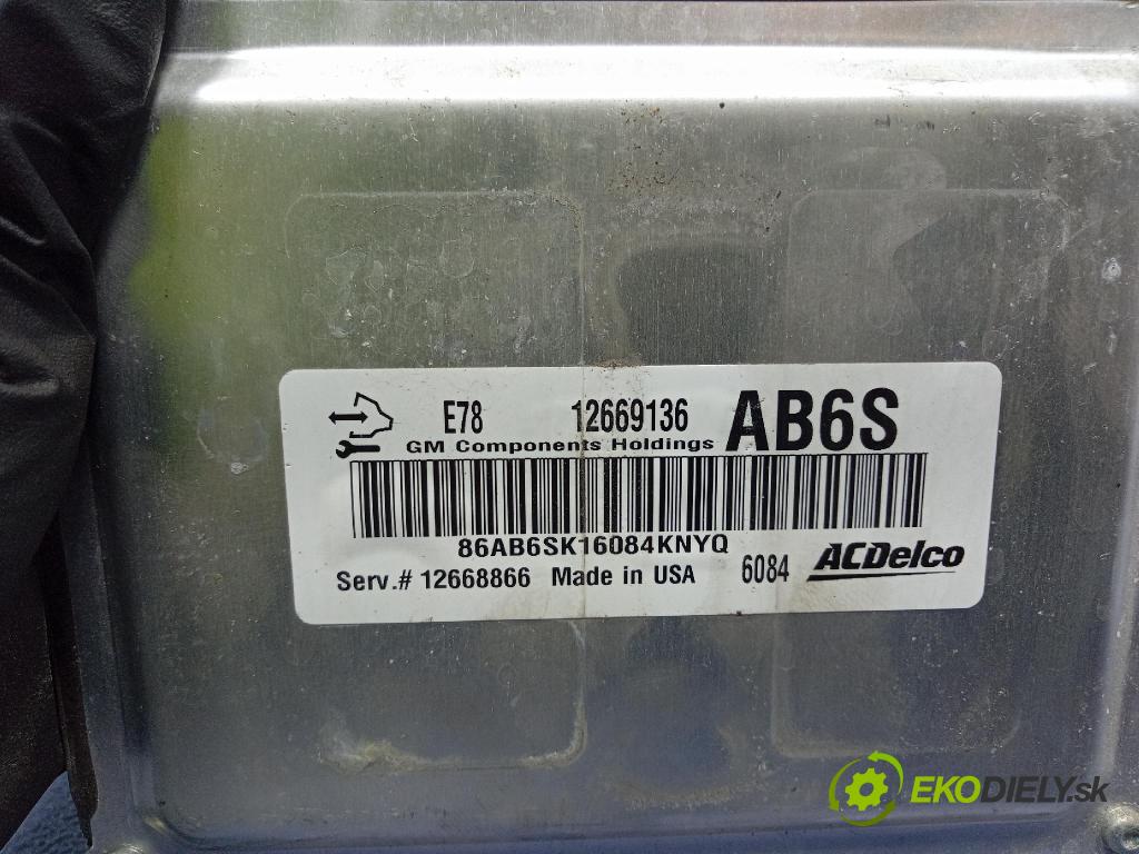 Opel Zafira 2016 řídící jednotka Motor: 12668866