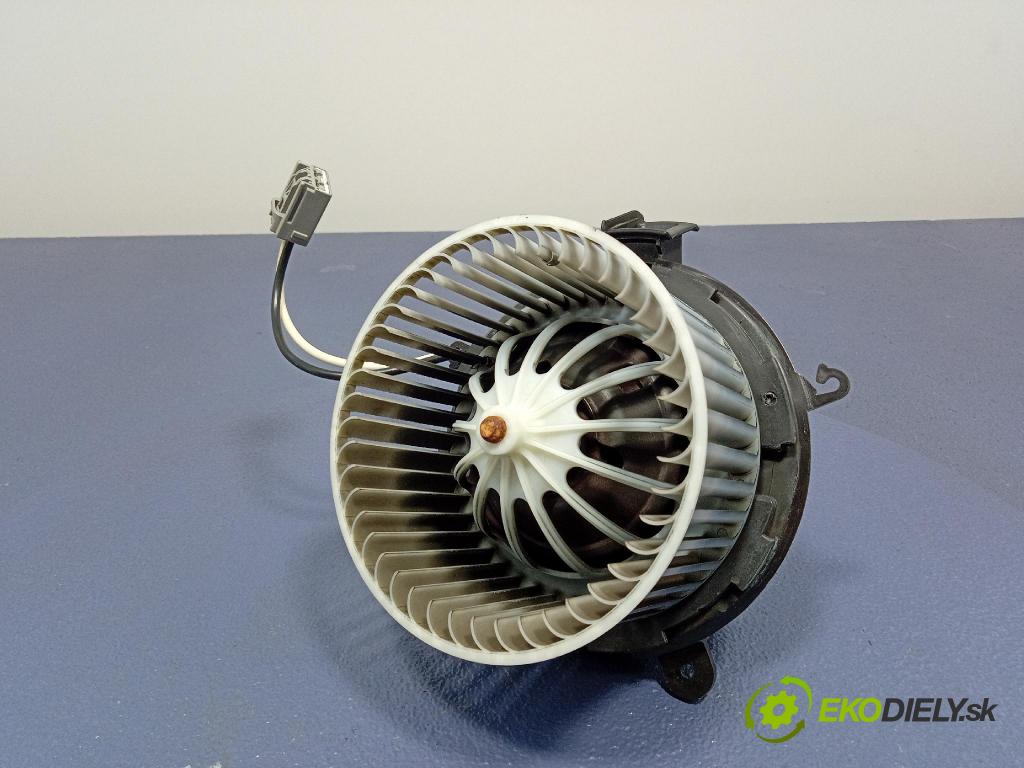 Opel Zafira 2016 ventilátor Vzduch: U7253002