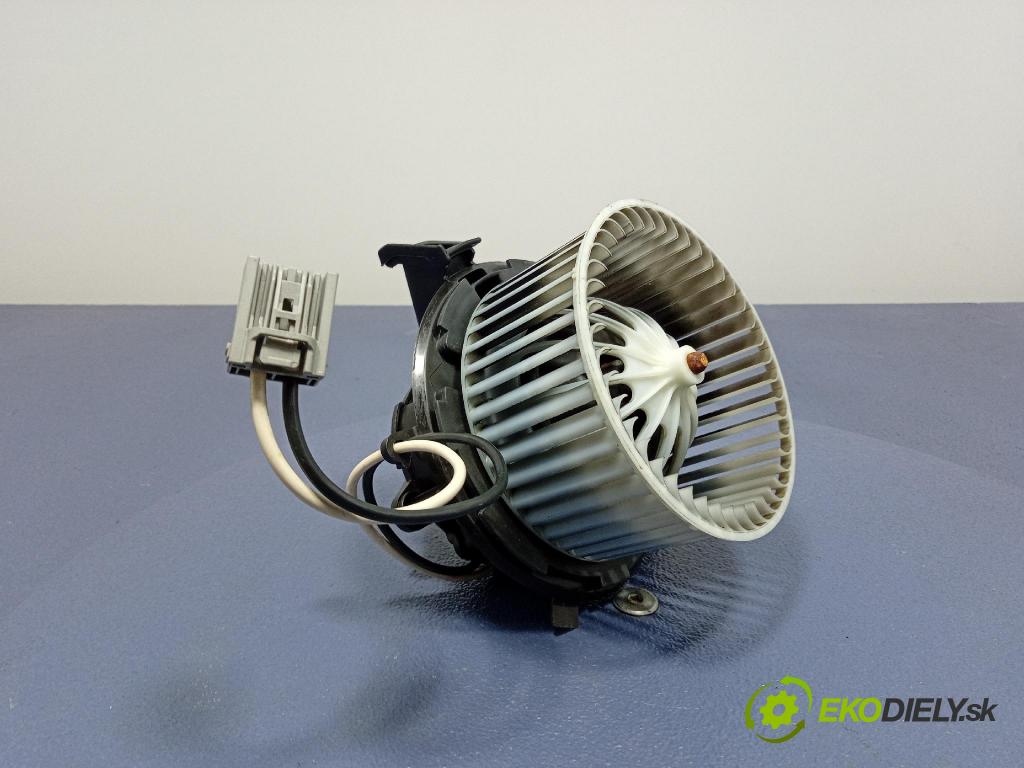 Opel Zafira 2016 ventilátor Vzduch: U7253002