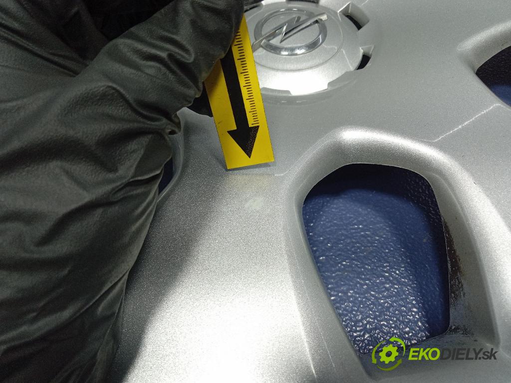 Opel Zafira 2016 puklica kola: 13267802