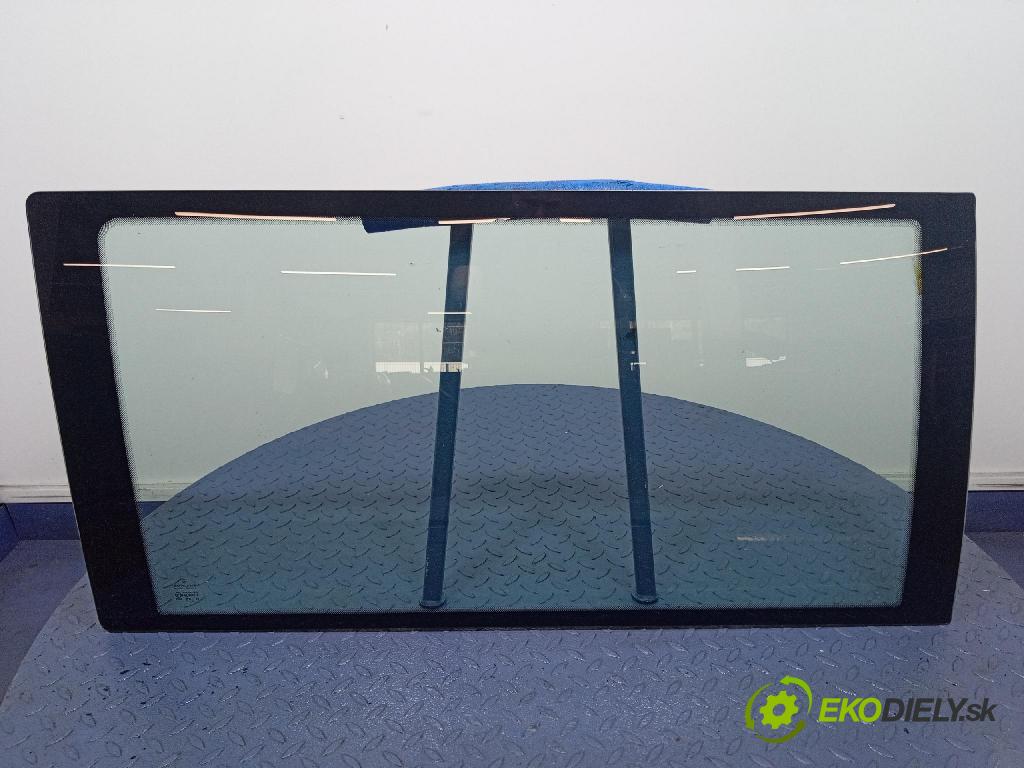 Mercedes Vito 1998 sklo Karosérie: Zad: