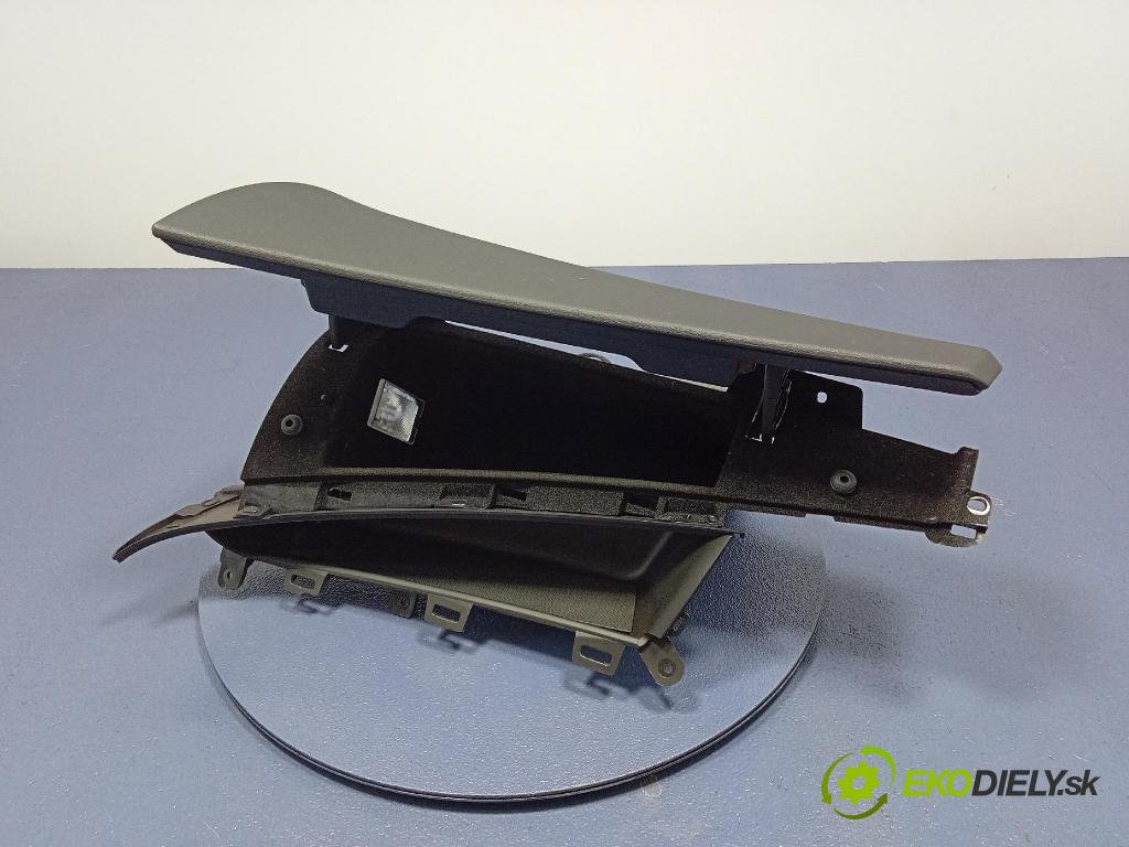 Opel Zafira 2016 kastlík 13293534