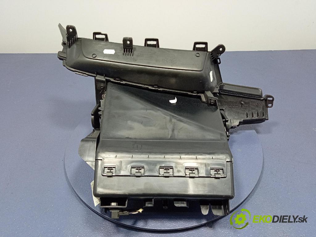 Opel Zafira 2016 kastlík 13293534