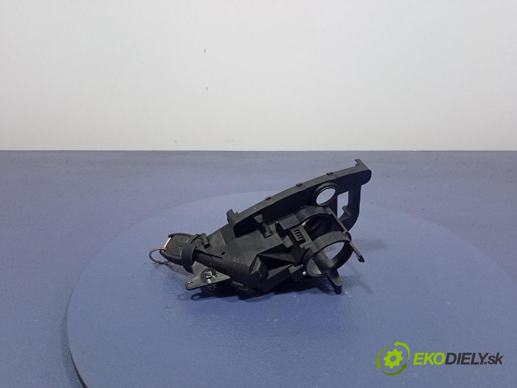 Opel Vectra 2002 Spínač zapalování. N0500983