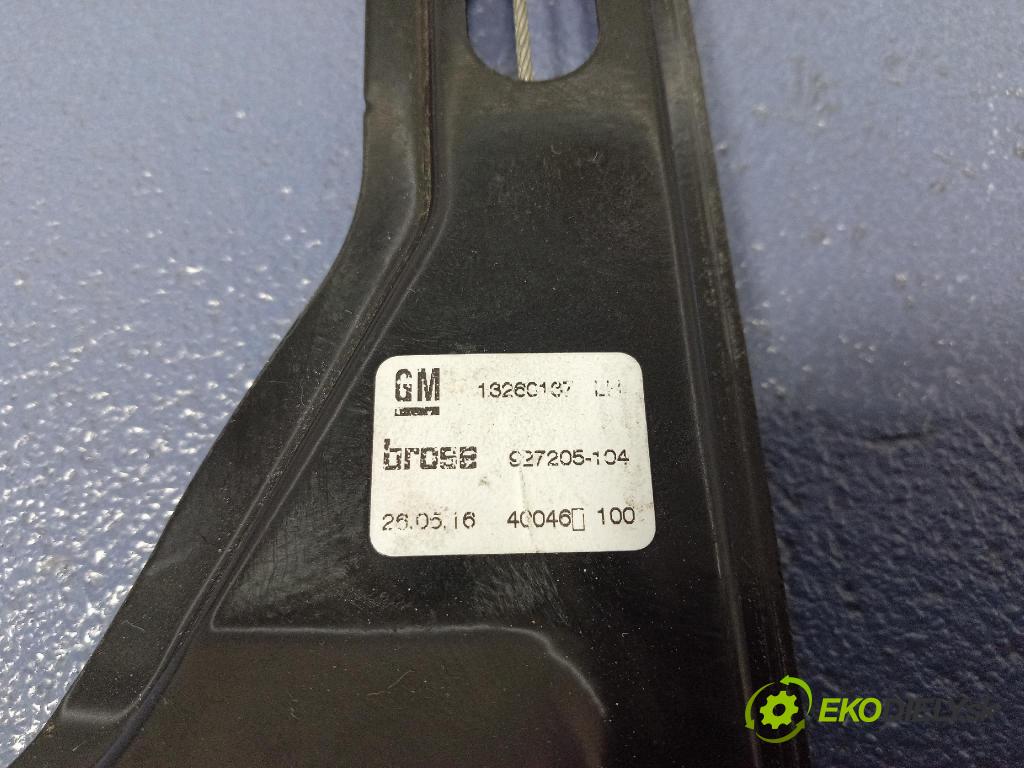 Opel Zafira 2016 mechanismus stahování Sklenka: před v pravo: 20951581