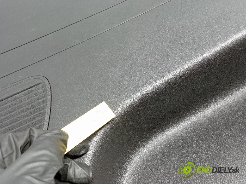 Opel Zafira 2016 kryt Plast: Interiéry: 13289579