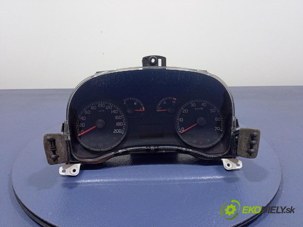 Fiat Doblo 2009 Přístrojová deska 51762258