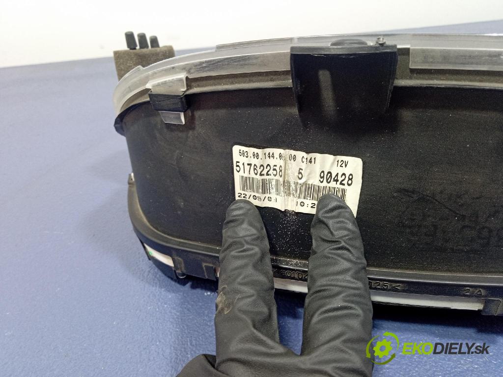 Fiat Doblo 2009 Přístrojová deska 51762258