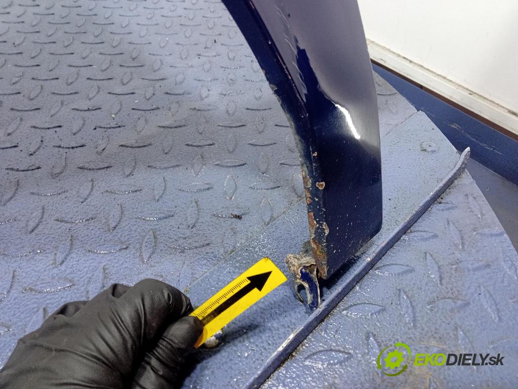 Fiat Doblo 2009 blatnik před Levý: