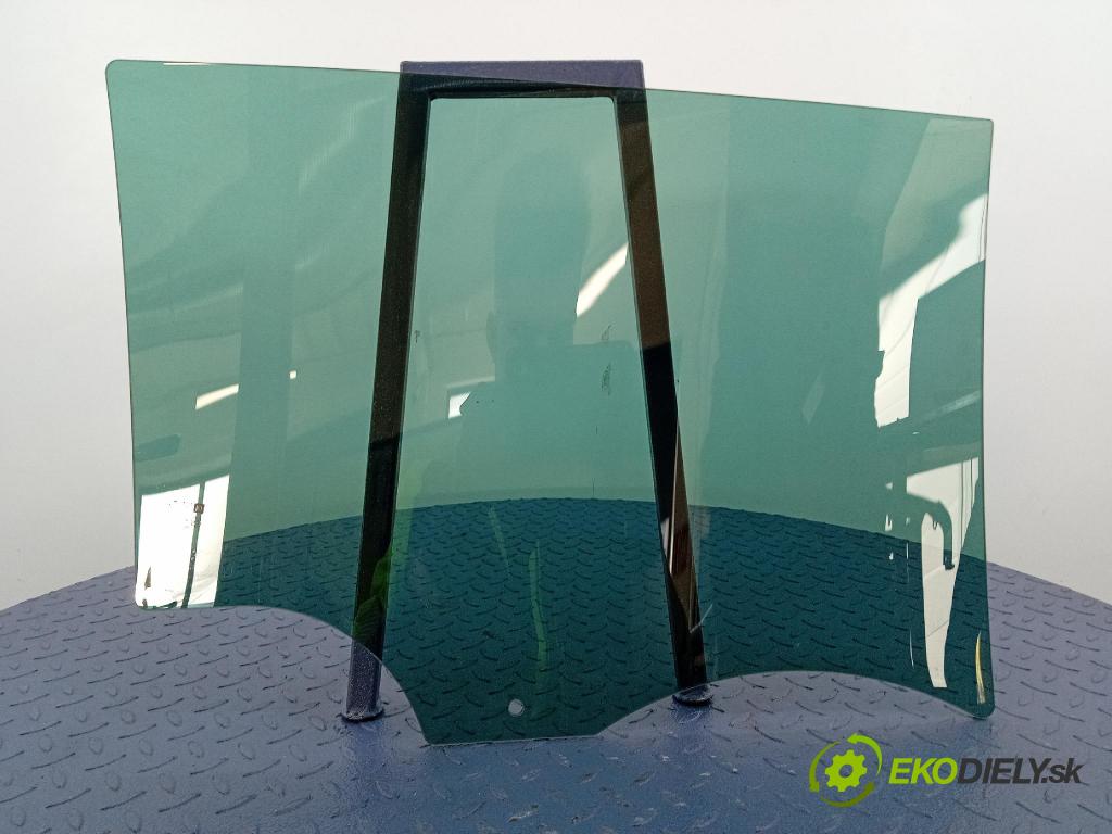 Opel Zafira 2016 sklo dveře Zad: levé 