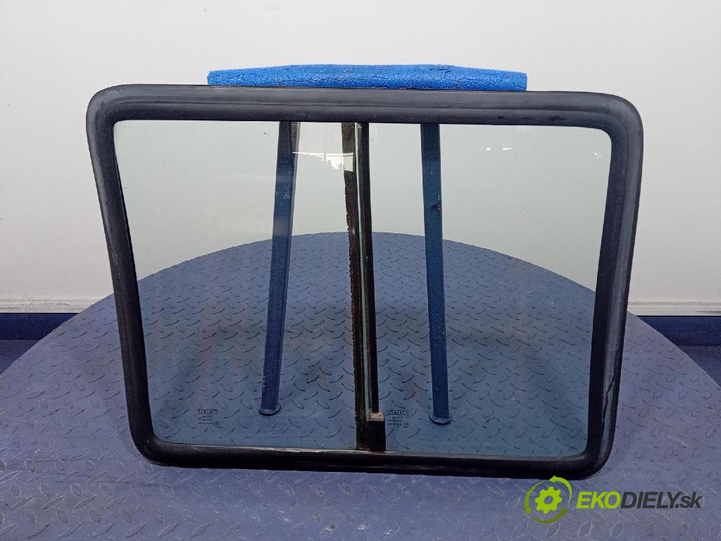 Fiat Doblo 2009 sklo Karosérie: Zad: 