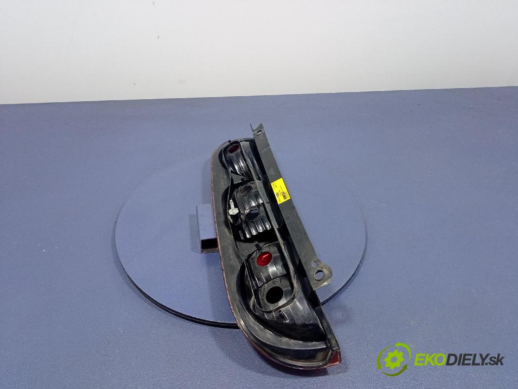 Fiat Doblo 2009 světlo Zad: Práva: Mimo: 51755144