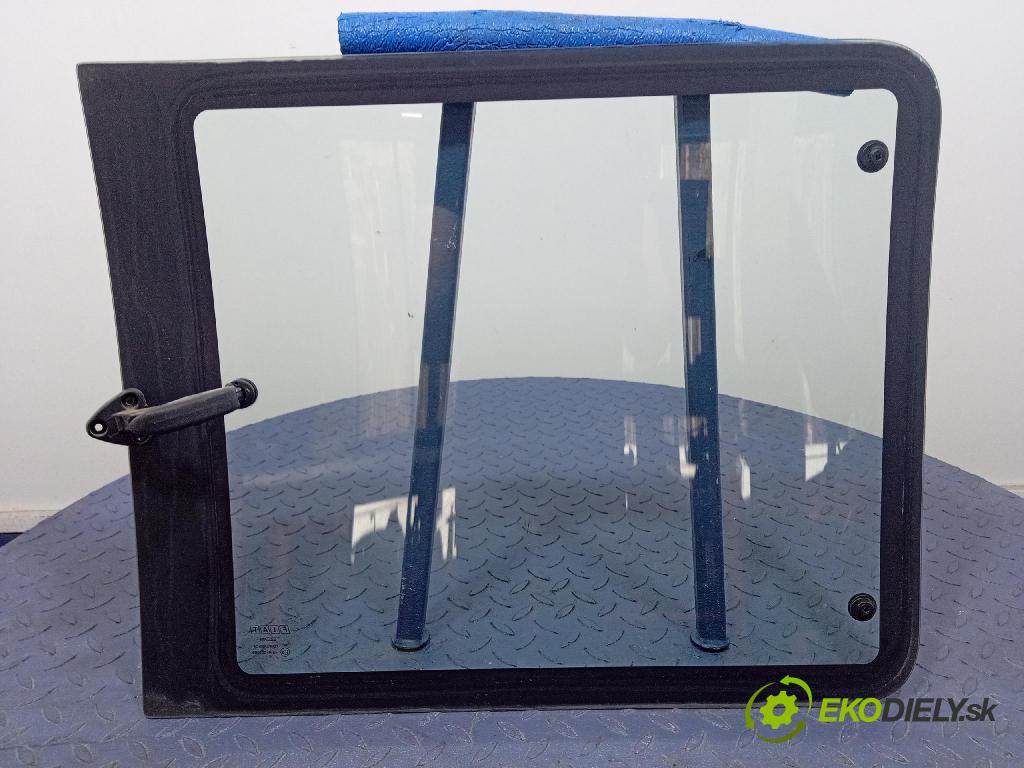 Fiat Doblo 2009 sklo Karosérie: Zad: 