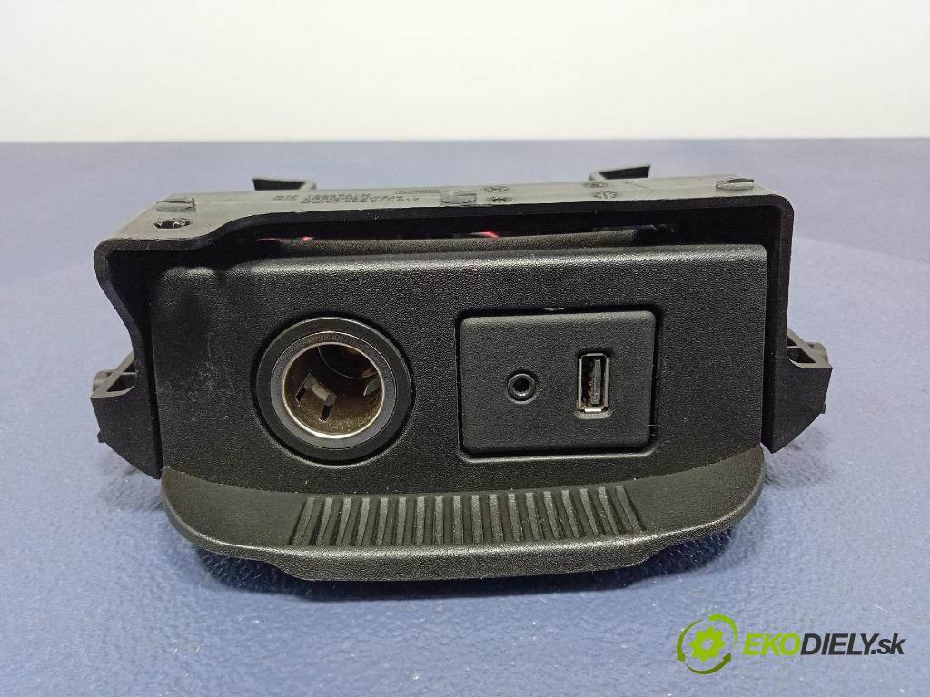 Opel Zafira 2016 kastlík 1059761X