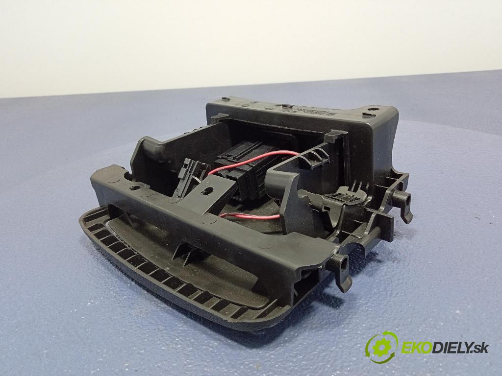 Opel Zafira 2016 kastlík 1059761X