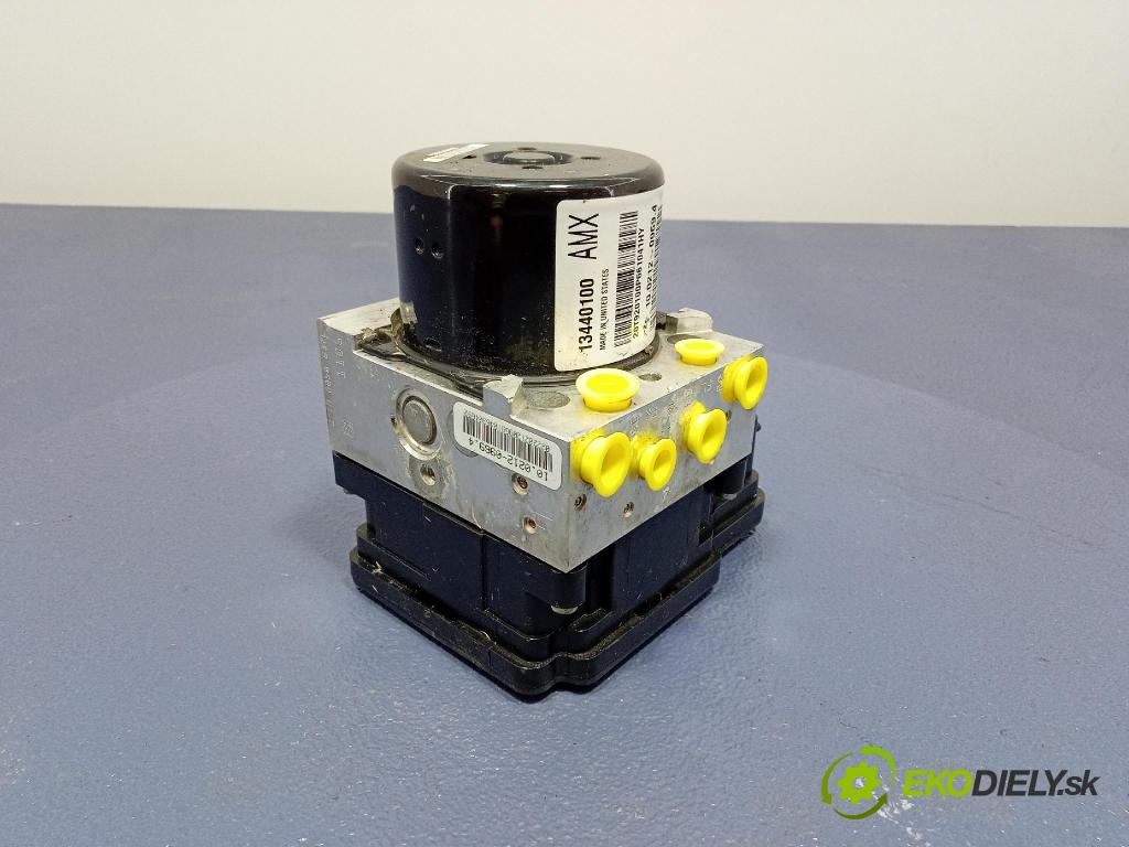 Opel Zafira 2016 čerpadlo ABS x 13440100