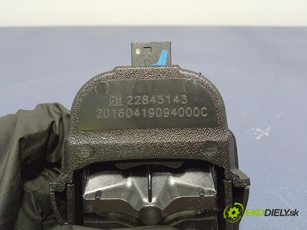 Opel Zafira 2016 snímač Déšť / Soumrak 22845143