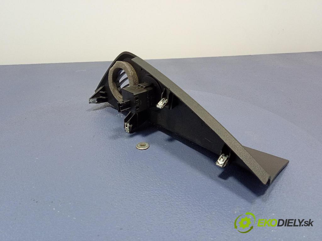 Opel Zafira 2016 kryt Plast: Interiéry: 13293527