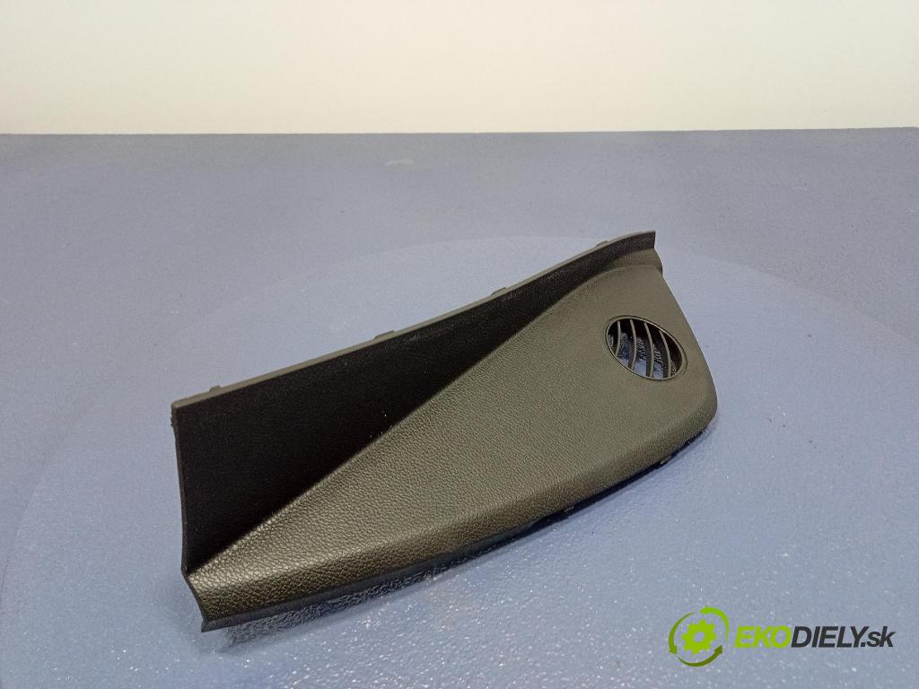 Opel Zafira 2016 kryt Plast: Interiéry: 13293526