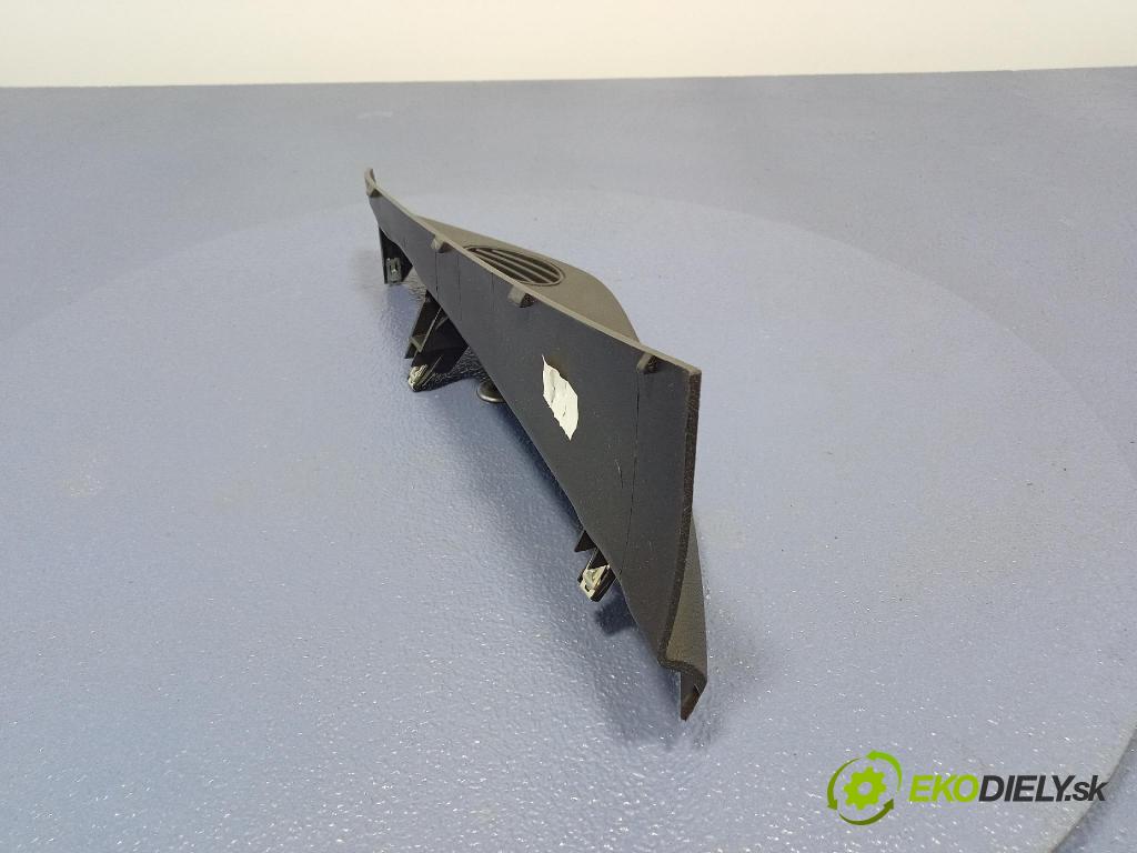 Opel Zafira 2016 kryt Plast: Interiéry: 13293526